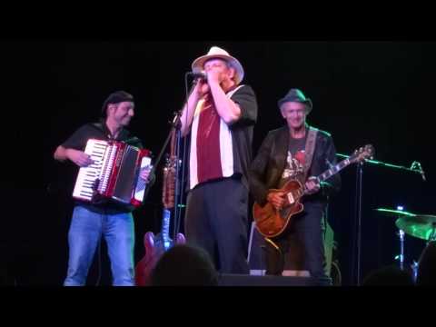 00060 Chuck Berry 90a --Promised Land---Mojo Blues Band live