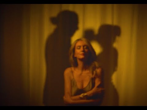 Athena Andreadis - Dance Me to the End of Love (Leonard Cohen Cover)