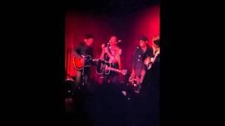 Butch Walker "xmas in april" 12/17/10