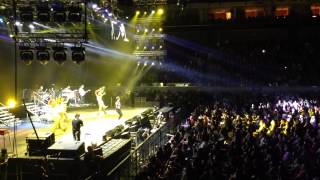 Alicia Keys - Limitedless and Murder She Wrote (Live in MANILA 2013)