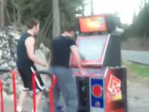 In The Groove - In The Mountains