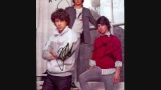 Dont Walk Away-Jonas Brothers