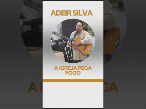 Cantor Adeir Silva