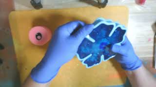 Fun Time - Playing with Silicone Molds, Resin, Glitter and Pigments - Check out the results!