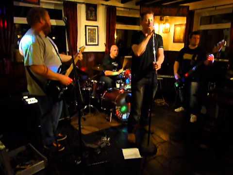 The Jellyheads- Squeeze Box@Tap and Spile Battle of The Bands 18/4/13