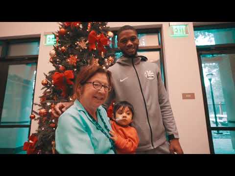 Alfonzo  Mckinnie visits RMH shot by @KWelchVisuals