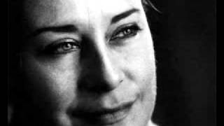 CHABUCA GRANDA   EL FUSIL DEL POETA ES UNA ROSA