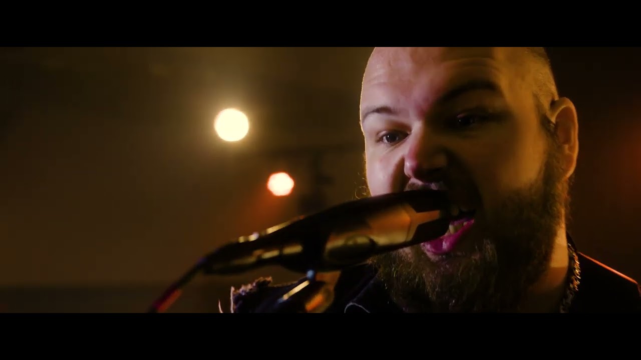Musikvideo - The Church Has Sent Us To War