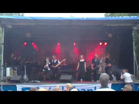 Thunderstruck Cover + Interlude + The Trooper Cover (Classic meets Rock, Evenburgpark Leer)