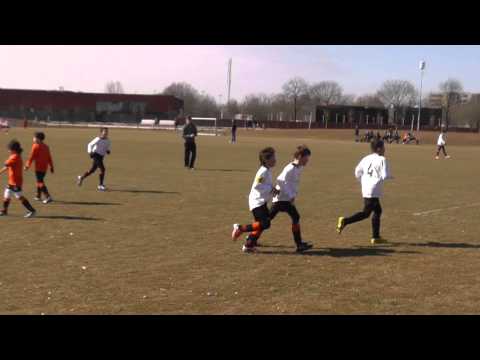 6 april 2013 VV De Meern E5 - VV De Meern E7 com 10-1 Doelpunt Mehmet, assist Leandro