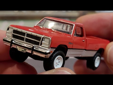 GREENLIGHT Hitch and Tow Series 31 - w/ '91 Dodge Power Ram 250 - REVIEW
