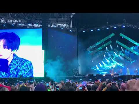 V - SINGULARITY- BTS Wembley Day 2