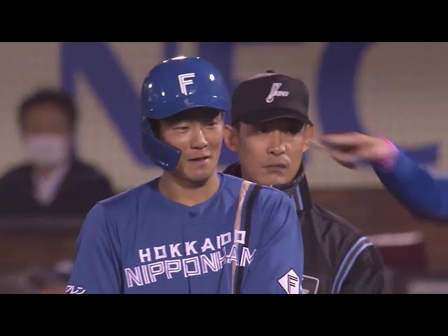 【4回表】ファイターズ・石井一成 センターへのタイムリーヒットで反撃!! 2022年4月21日 東北楽天ゴールデンイーグルス 対 北海道日本ハムファイターズ