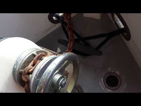 Windlass "Ideal" on GB-36 Grand Banks