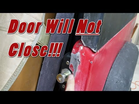 Adjusting Door Hinges on a Jeep Wrangler