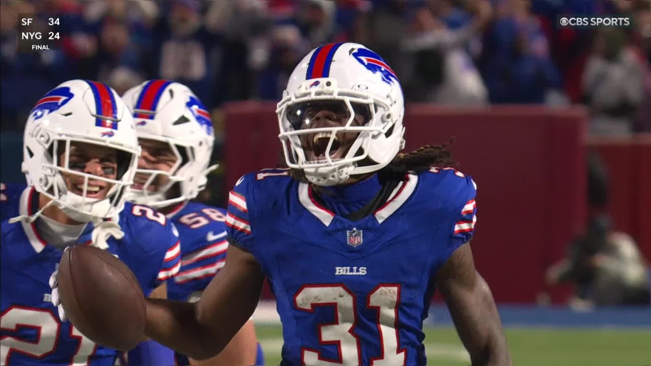 Hairston INT! CB snags Mahomes' deep pass in critical moment