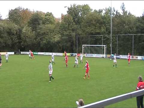 Dokkum Vr 1 SGO Broeksterwalden Vr1 29 09 2012  eindstand 2 1