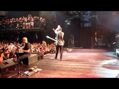 Simple Plan - I'd Do Anything (Live from Melbourne)