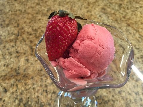 Strawberry Ice Cream - No Churn - Blender - Lynn's Recipes