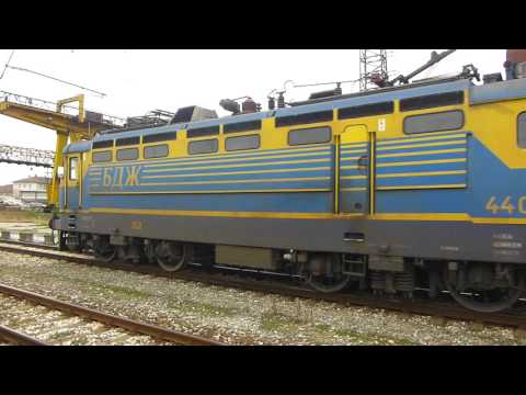 БВ 2612 с локомотив 44 002