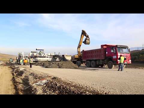 ხაშურის შემოვლით გზაზე ბეტონის საფარის დაგების სამუშაოები მიმდინარეობს