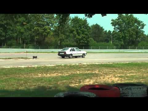 A.Dowgird / M.Syroka FSO Polonez 2000 3 Runda CLASSICAUTO Tor Kielce 2010