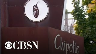 Chipotle bumps average wage to $15 an hour