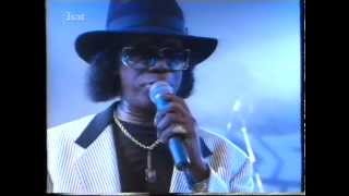 Johnny Guitar Watson Ain't That A Bitch Live In Europe 90's
