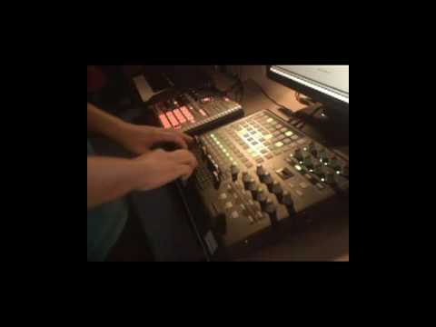Beatamines on his apc40 (step sequenzer mode)