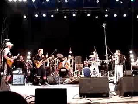 emir kusturica & no smoking orchestra live in bologna 26-07-2008