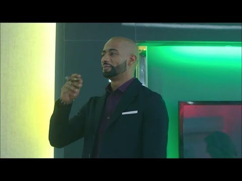 هدية ناصر لـ بدر مزرعة  فراخ وكرتوتين بيض - مسلسل الاسطورة / محمد رمضان