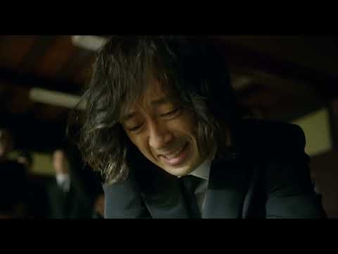 滝藤賢一がドラァグクイーン役で映画初主演『ひみつのなっちゃん。』予告編【2023年1月13日公開】