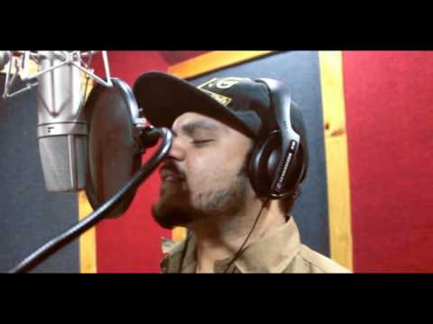 Abhinandan  A V G Meri Maa 