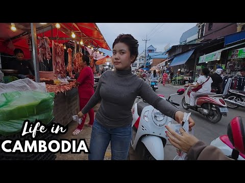 Exploring Phnom Penh Street Market–Local Food& Daily Life Near Garment Factory| How is Cambodia now?