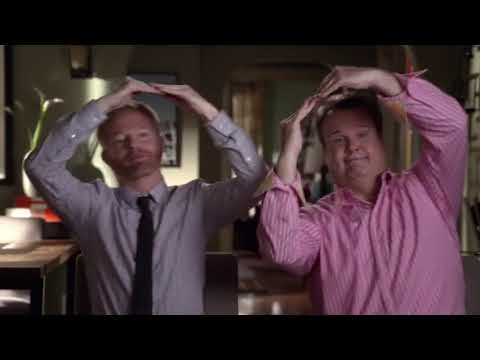 Modern Family Temporada/ Season 4 Gays & lesbians PART 1