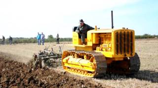 preview picture of video 'Caterpillar Fifty Ploughing at Little Casterton'