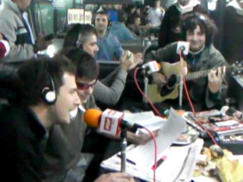 Bien Levantado cortina de las 7 CienCodigos