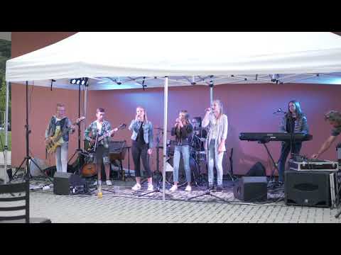 Když Nemůžeš, Přidej - Docela (live)