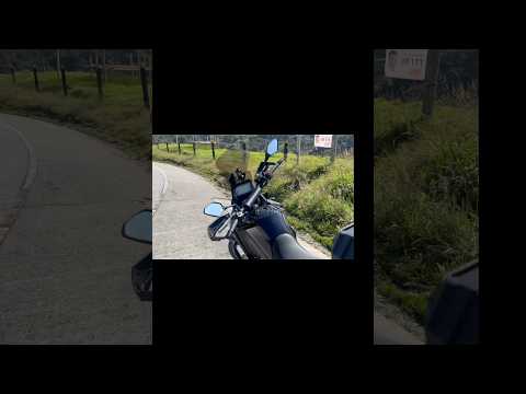 Parada en la vía a Sonsón #aktmotos #motovlog #moto #akt200 #antioquia #colombia #motos #comida