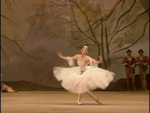 Adam - Giselle - Act 2: Variation de Giselle - Natalia Bessmertnova