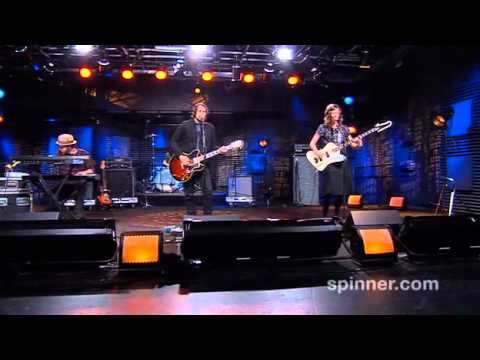 Silversun Pickups-Growing Old Is Getting Old Interface AOL