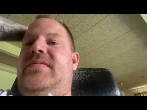 Snakker om demonstration hvad det er og jeg synes det er osv støtter patrioterne går live i det.