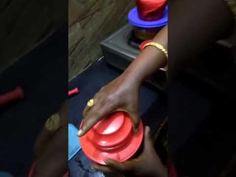 Ice Cream Using Tupperware