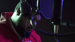 abtlastnite - On My Shoulders (Performance Video)