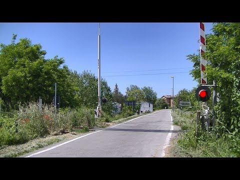 Spoorwegovergang Colorno (I) // Railroad crossing // Passaggio a livello