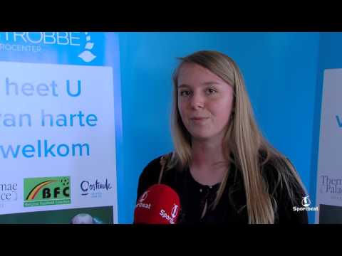 Lisa Lichtfus van Standard aan het woord voor uitreiking Sparkle