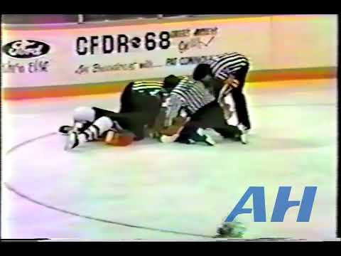 AHL Dec. 4, 1985 Jim Playfair,NS v Archie Henderson,MAI Nova Scotia Oilers Maine Mariners