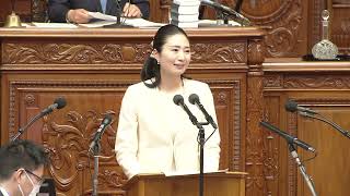 2026.04.09　衆議院本会議。健康保険法の一部を改正する法律案について、高市総理大臣に質問しました。｜国民民主党　国会質疑　日野紗里亜