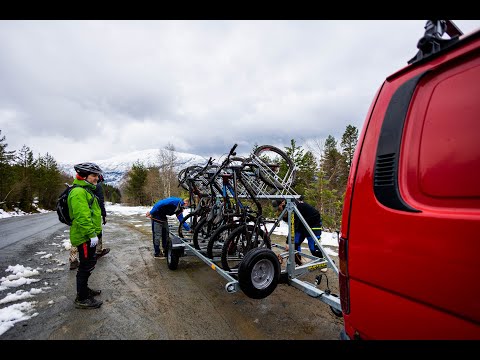 LODGEN INN - Shuttling i Stryn
