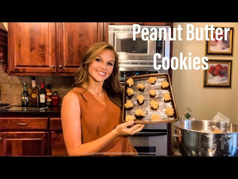 HOW TO MAKE LUNCHROOM PEANUT BUTTER COOKIES